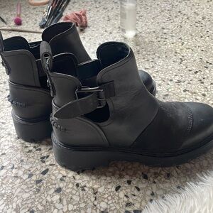 Ugg leather black boots